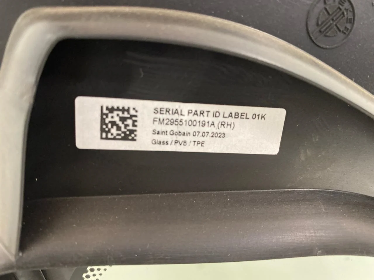 Fisker OCEAN Ajtóüveg, 4 ajtós, első, jobb nézet 4