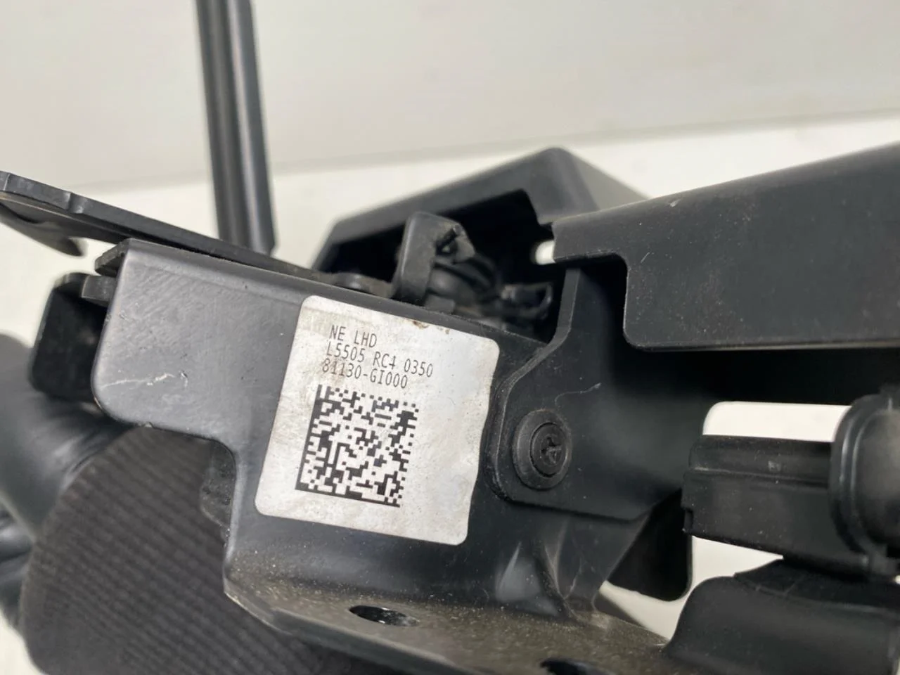 Hyundai IONIQ 5 NE 2022- Hood latch view 3
