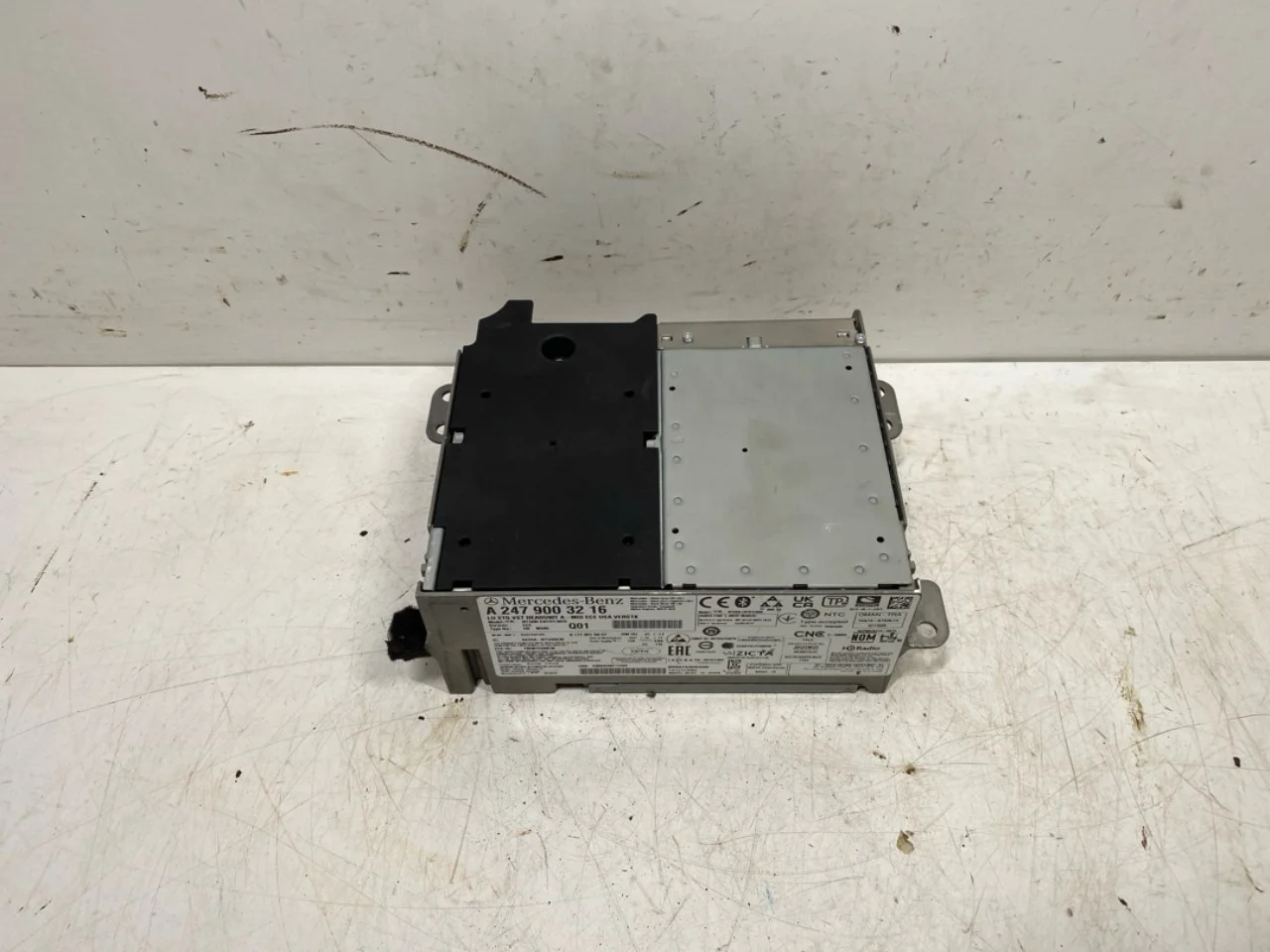 Mercedes EQA H243 2021- GPS navigáció