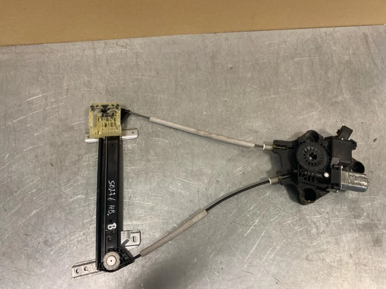 Fisker OCEAN Electric window regulator, complete