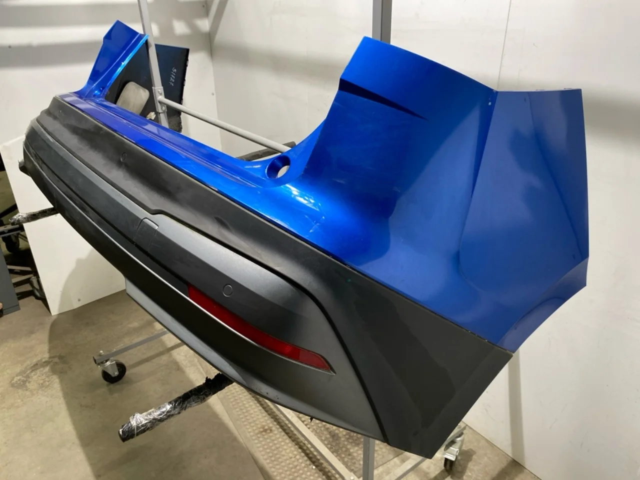 Skoda ENYAQ IV 2021- Rear bumper view 2