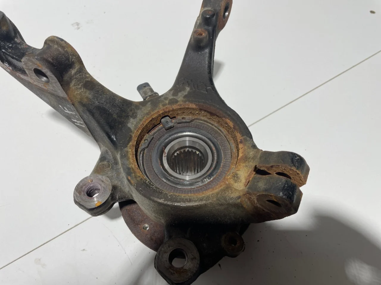 Opel / Vauxhall OPEL MOKKA 21 > Csonkállvány, jobb első nézet 3