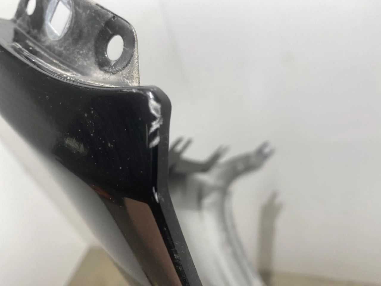 Jeep AVENGER 2023- Front right fender view 2