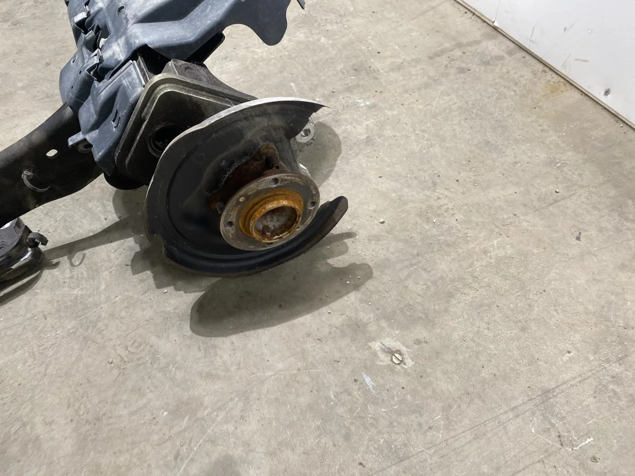 Jeep AVENGER 2023- Rear suspension, other view 2