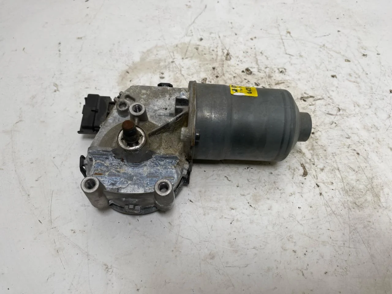 Kia EV6 2022- Ablaktörlő motor, szélvédő