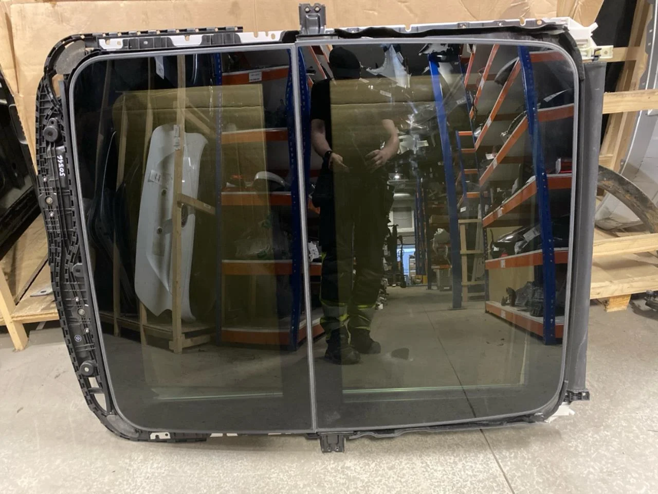 Nissan ARIYA 2021- Sunroof
