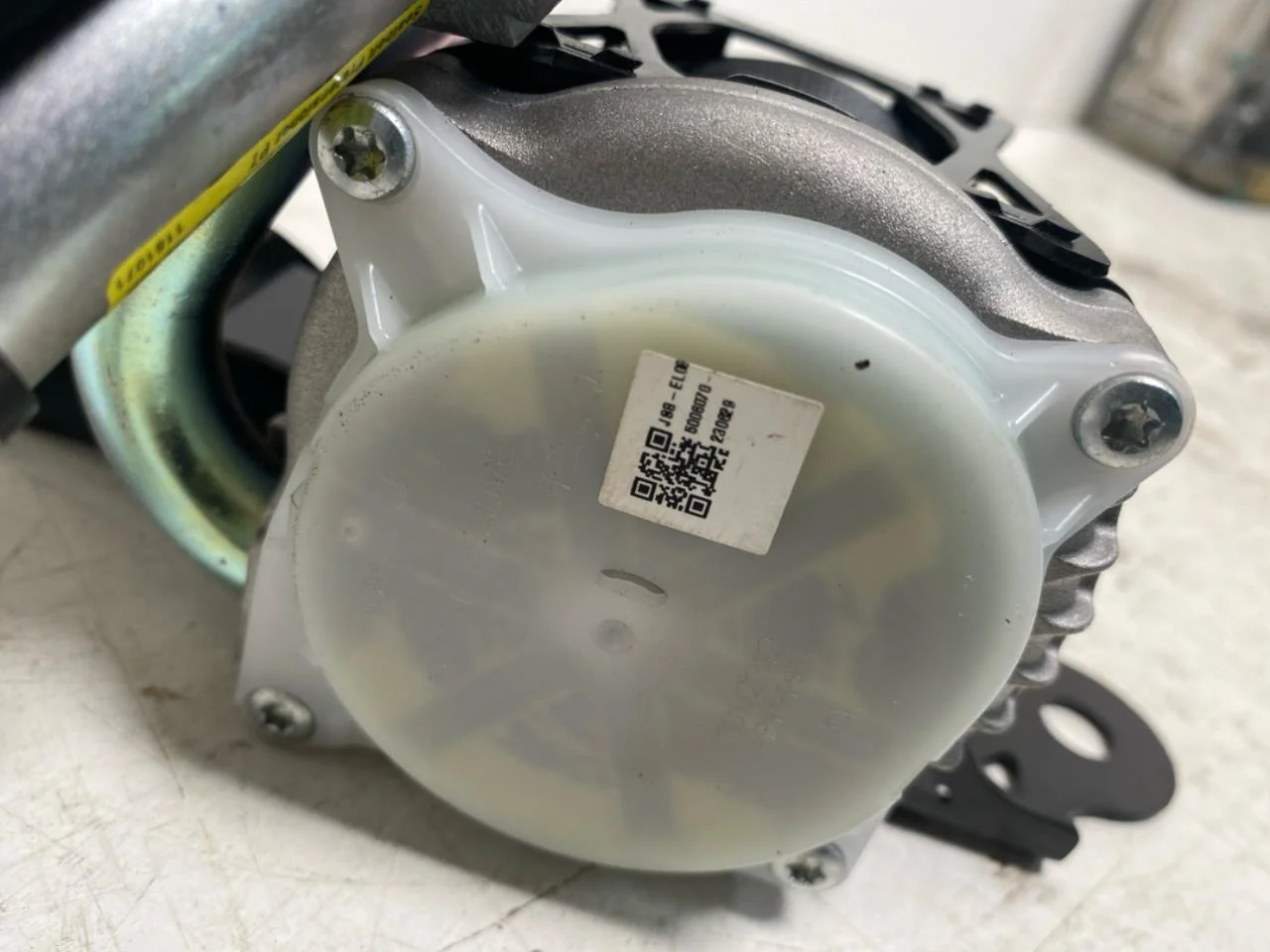 Honda E:NY1 2023- Biztonsági öv, első, bal nézet 3