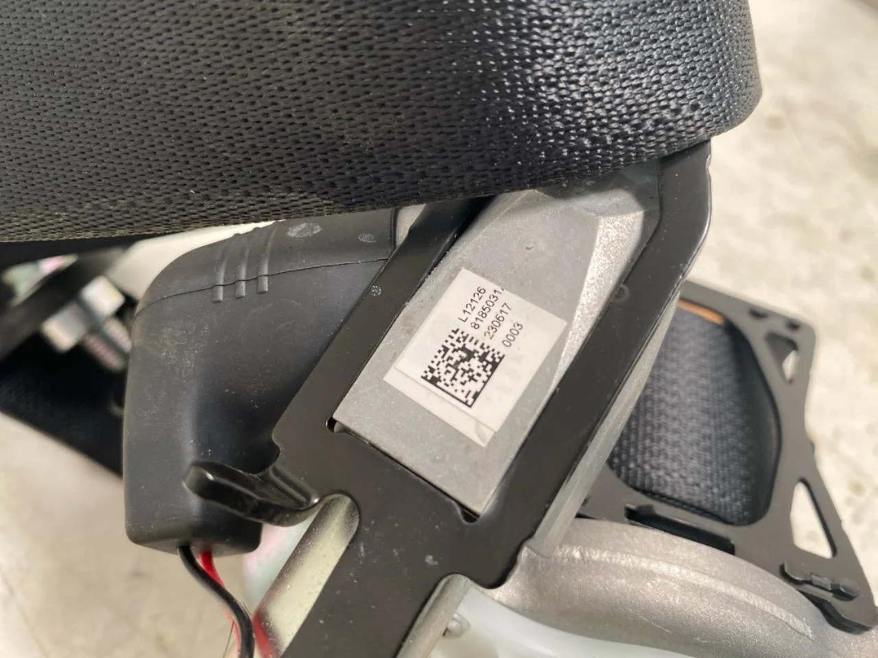 Honda E:NY1 2023- Biztonsági öv, első, bal nézet 4