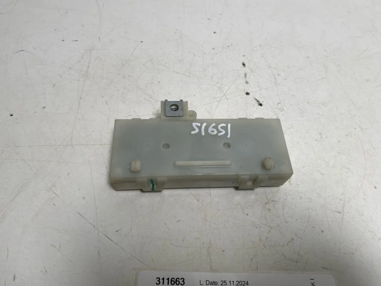 Mercedes EQB X243 2022- Vezérlőegység, csomagtérajtó nézet 2