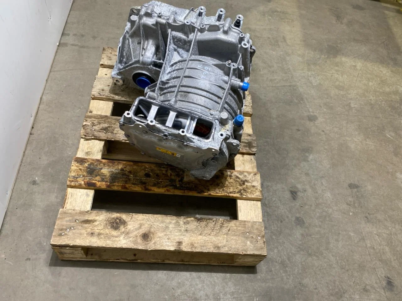 Fisker OCEAN Motor electric față vedere 2