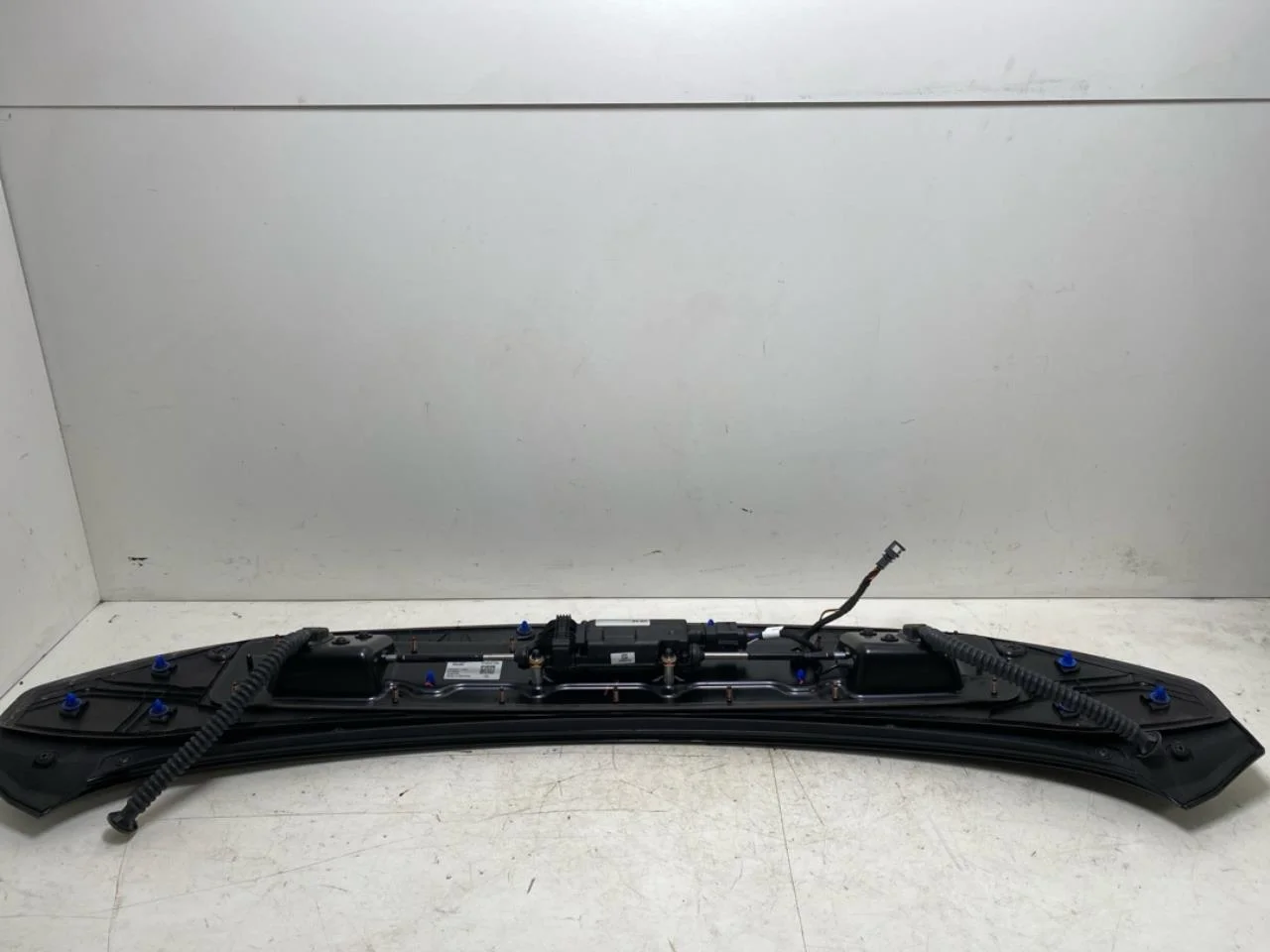 Audi E-TRON GT FW 2021- Spoiler, tailgate view 2