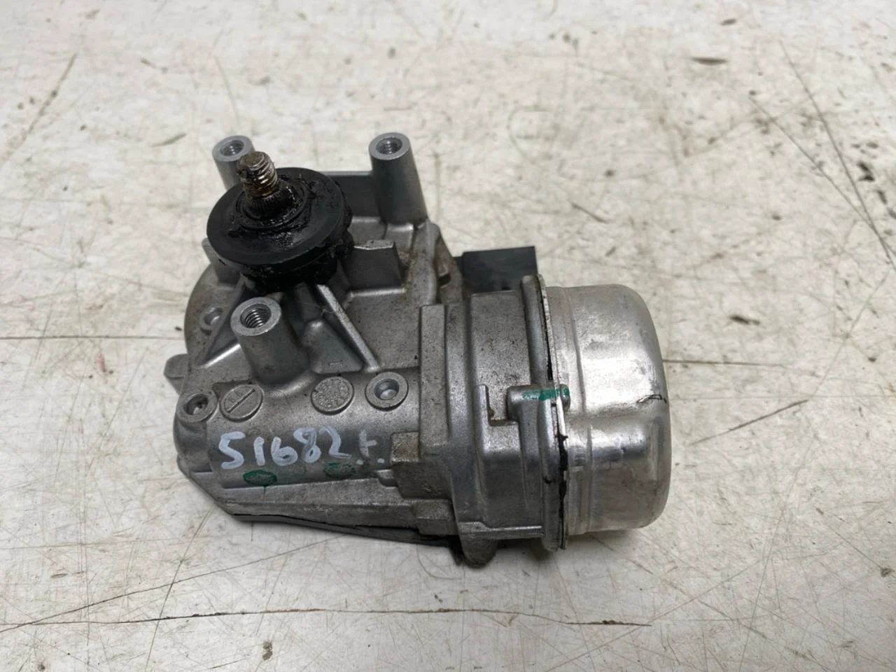 Audi E-TRON GT FW 2021- Windshield wiper motor
