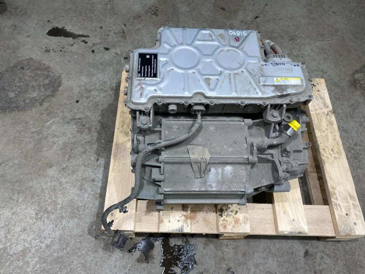 Byd TANG 2021->> Elektromos motor, hátsó nézet 4