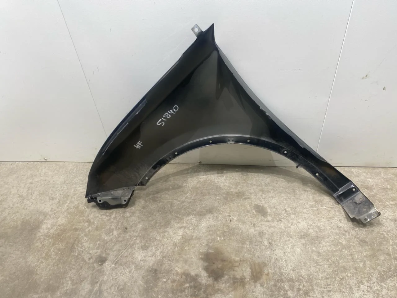 Byd TANG 2021->> Front right fender view 3