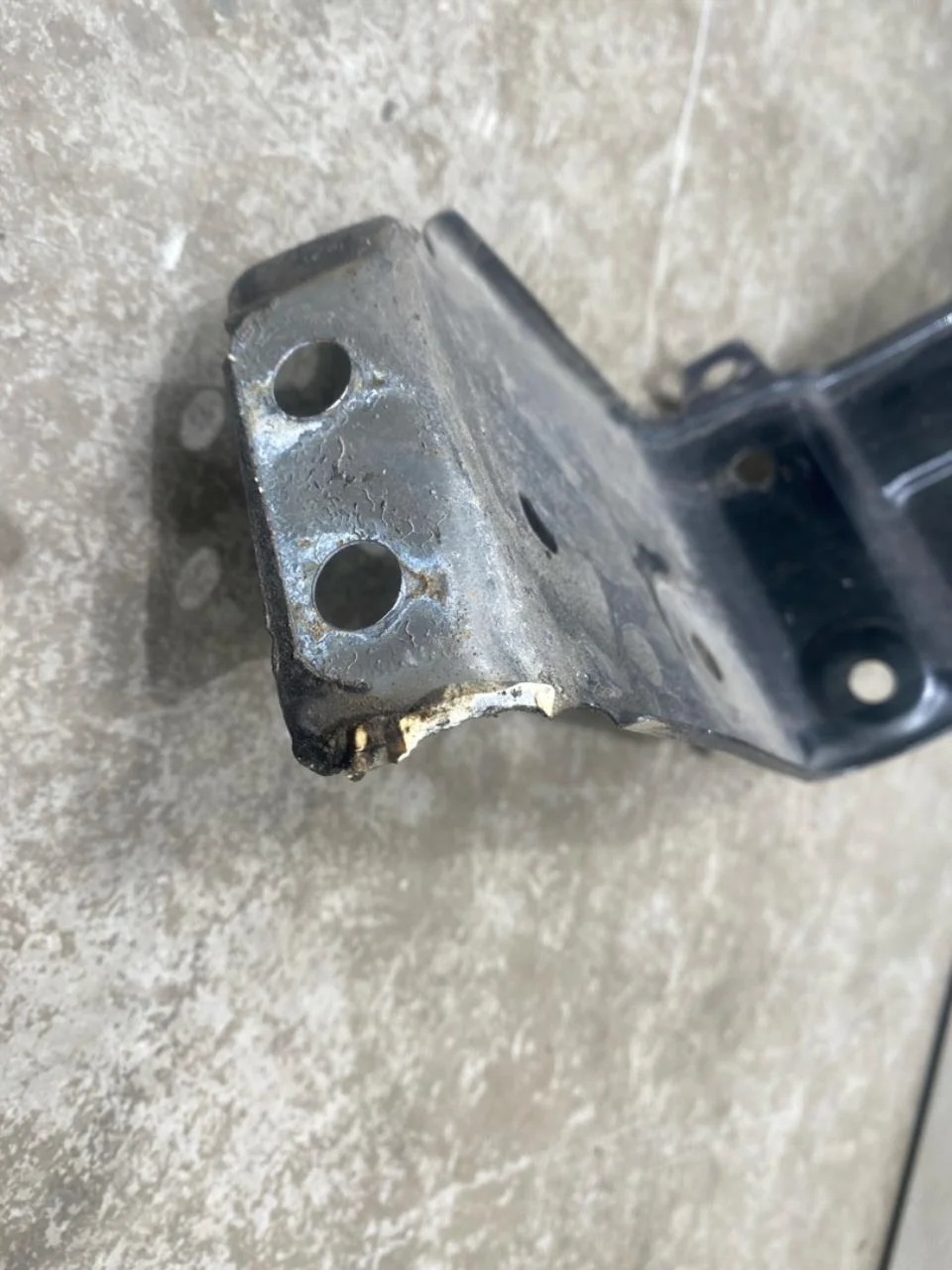 Byd TANG 2021->> Front right fender view 4