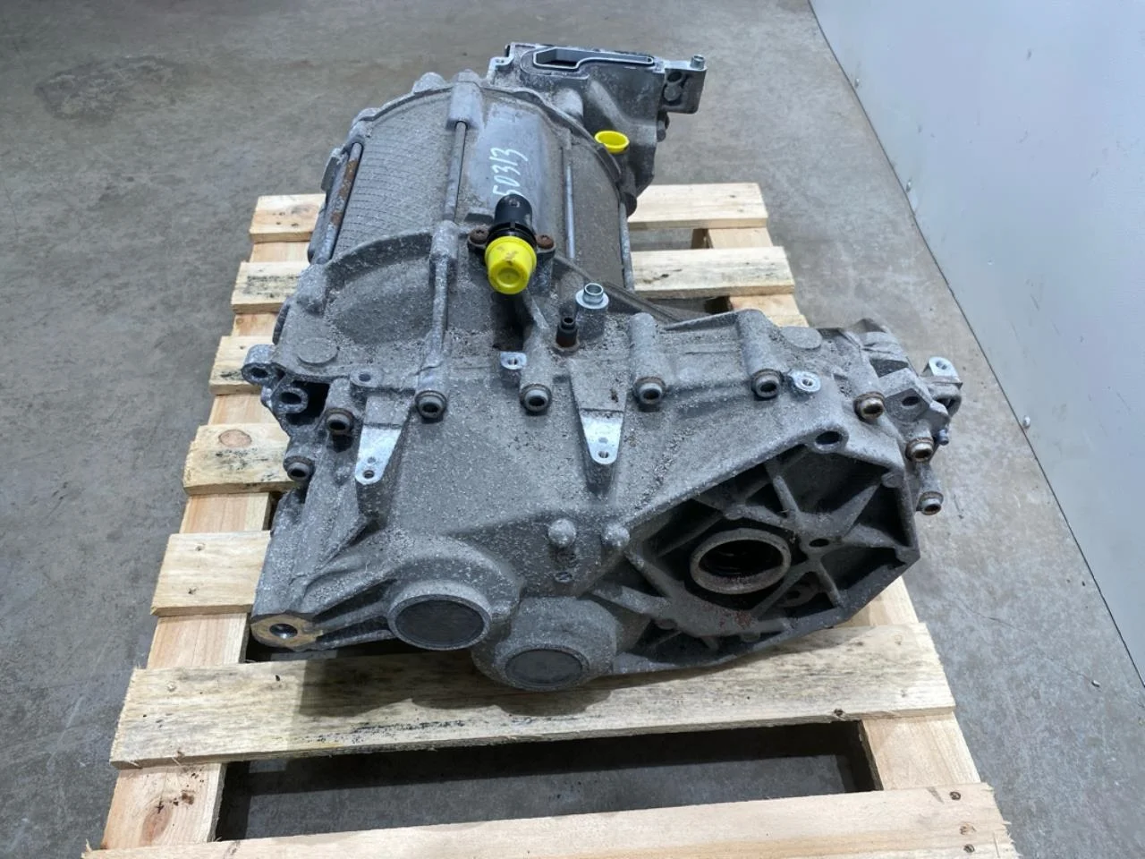 Volkswagen ID.4 2021- Rear electric motor view 3