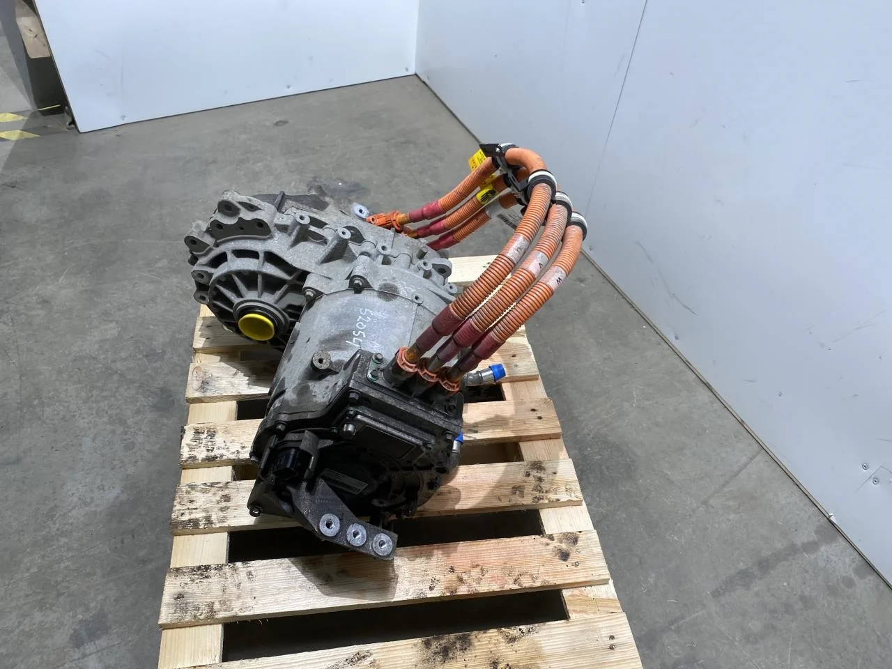 Maxus E-DELIVER3 EV30 2020- Motor electric față vedere 2