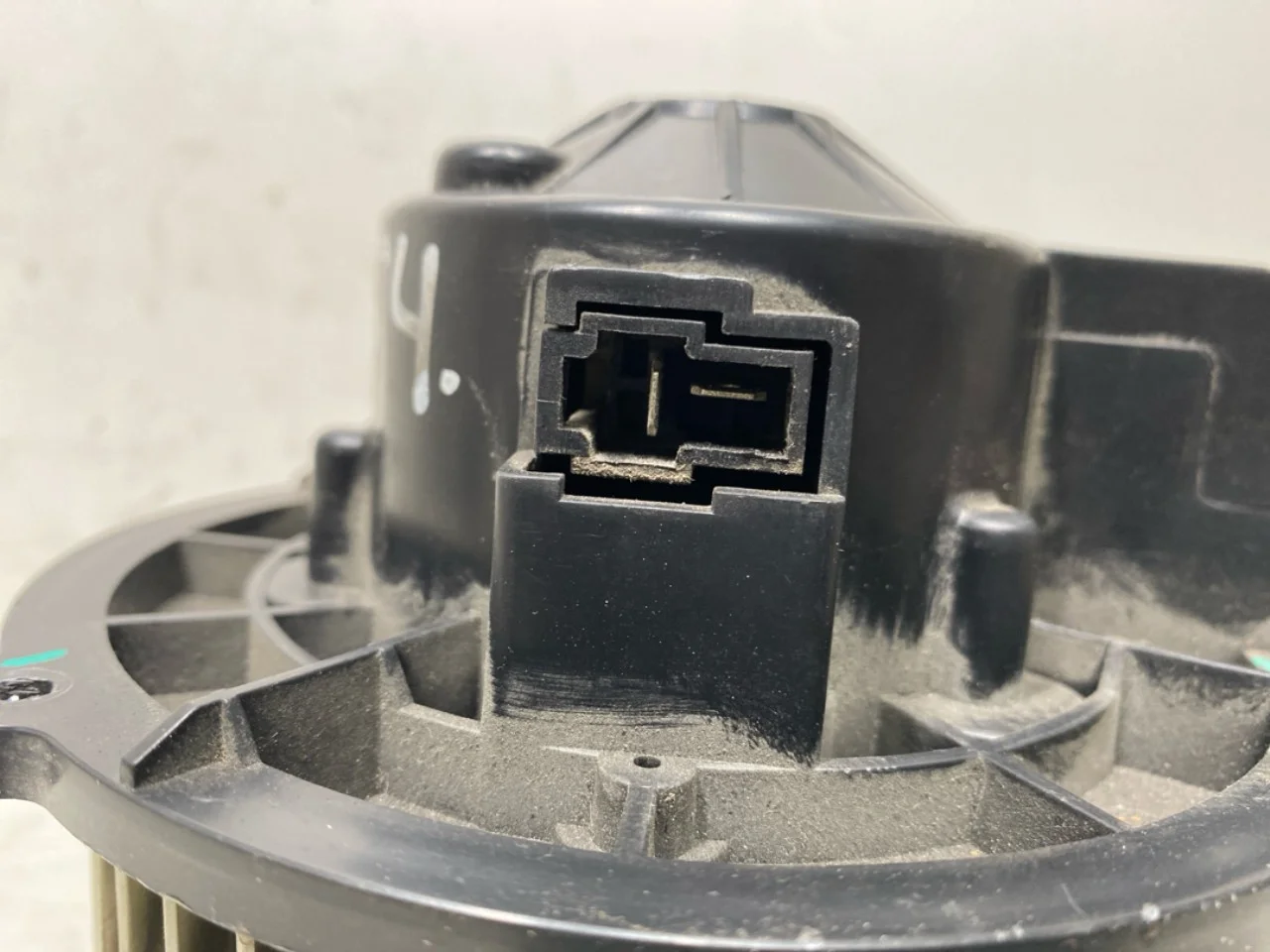 Maxus E-DELIVER3 EV30 2020- Fűtésventilátor motor nézet 4