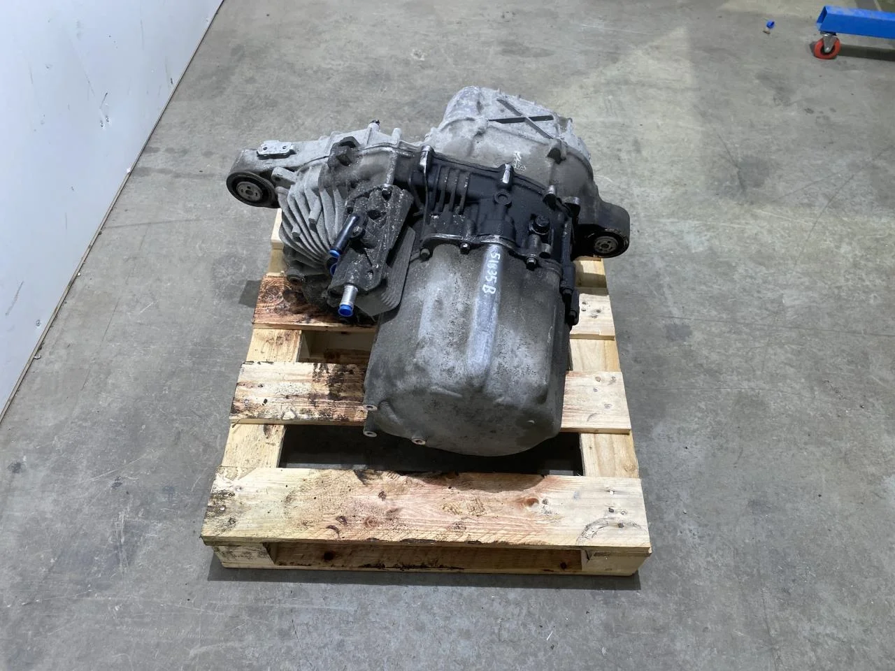 Tesla MODEL S 2013- Elektromos motor, hátsó nézet 2