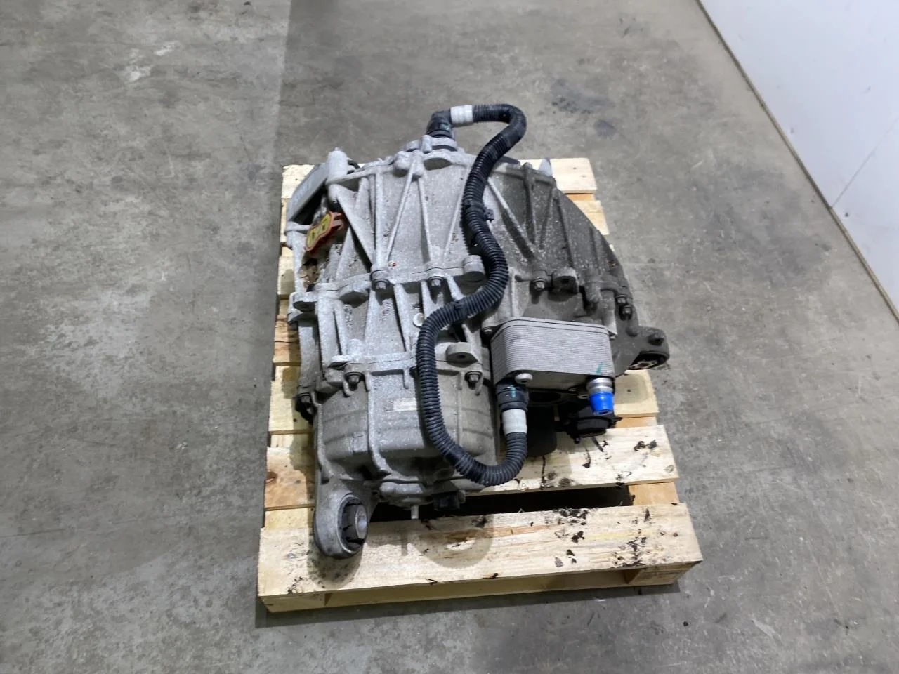 Tesla MODEL 3 2017--> Elektromos motor, első nézet 4