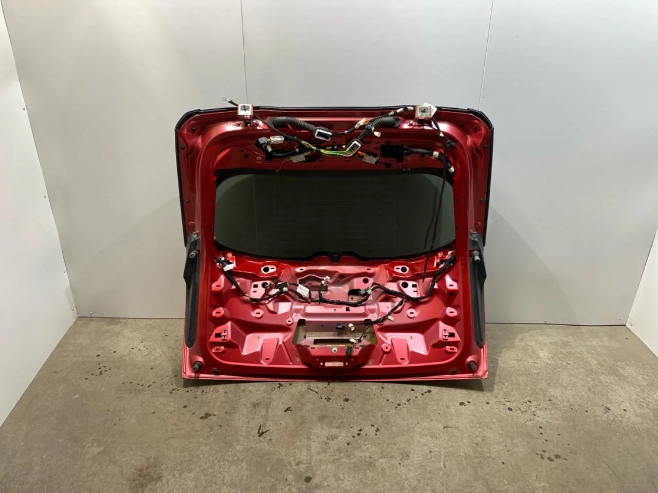 Peugeot 2008/E-2008 2020-> Tailgate, estate view 3