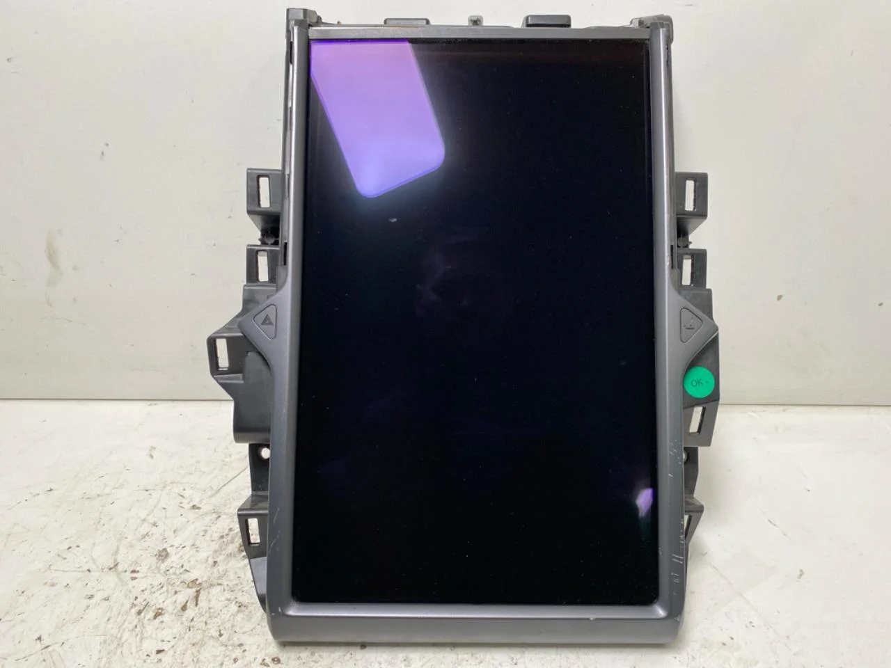 Tesla MODEL X 2016- Multifunction display