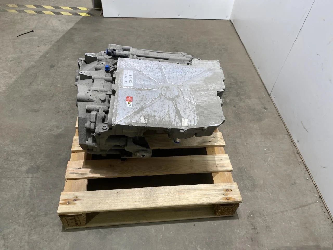 Volkswagen ID.3 2021- Rear electric motor view 4