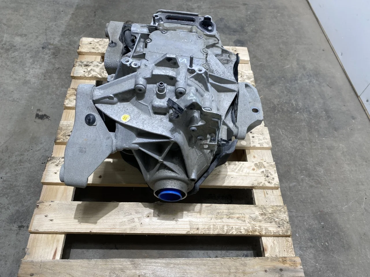 Volkswagen ID.4 2021- Front electric motor view 2