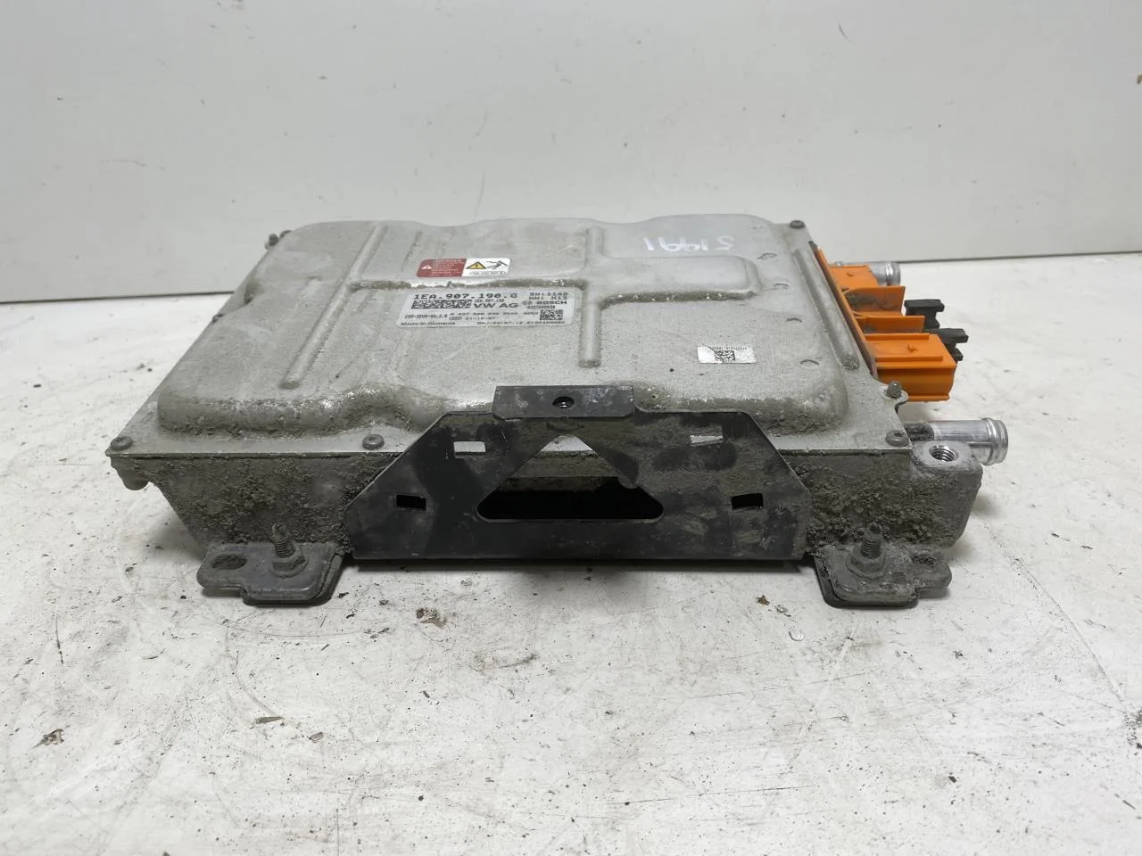 Volkswagen ID.4 2021- Convertor de tensiune, baterie vedere 4