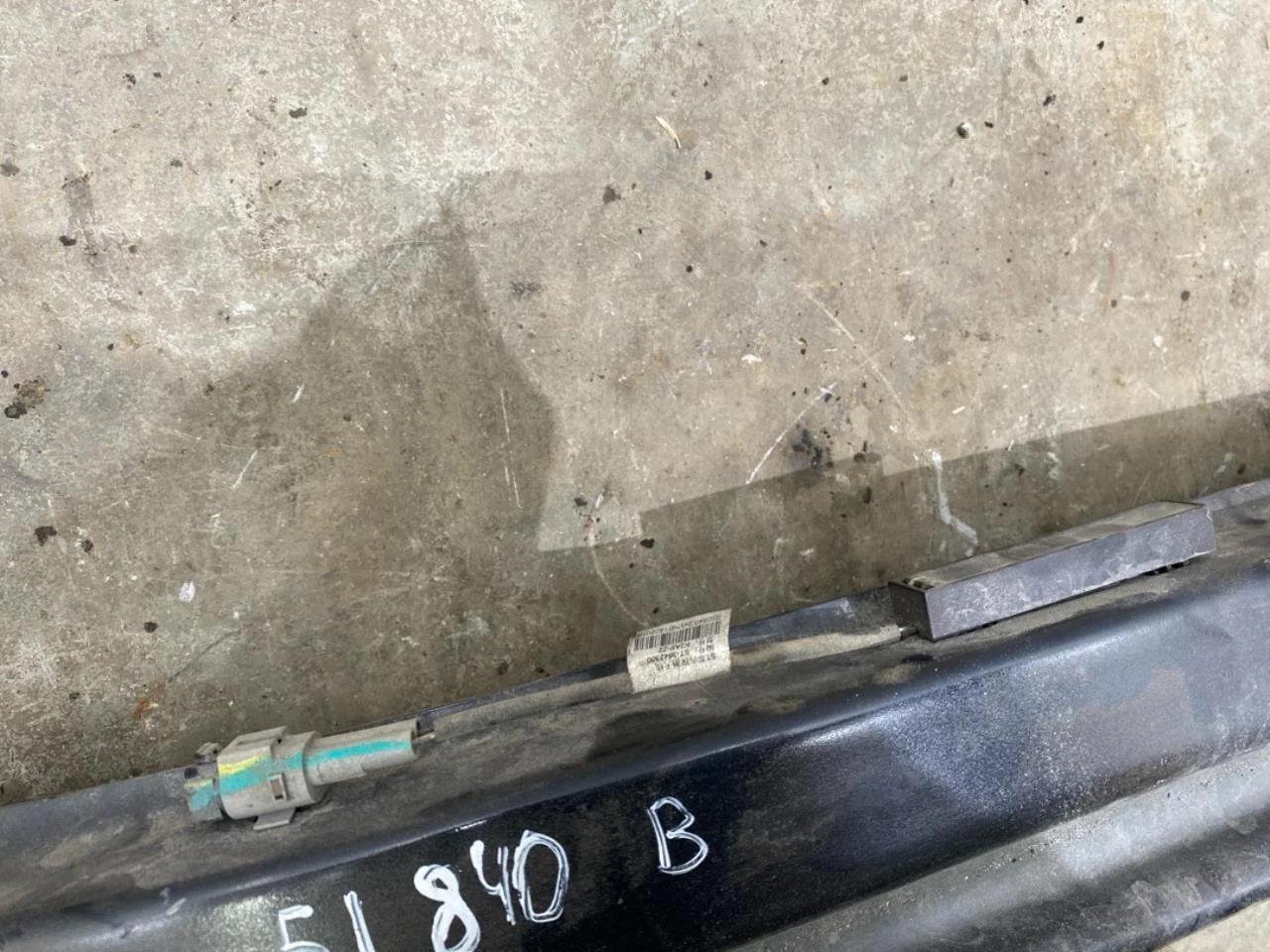 Byd TANG 2021->> Bumper reinforcement beam, rear view 2