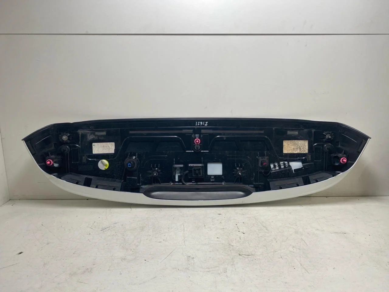Mercedes EQB X243 2022- Spoiler, tailgate view 2