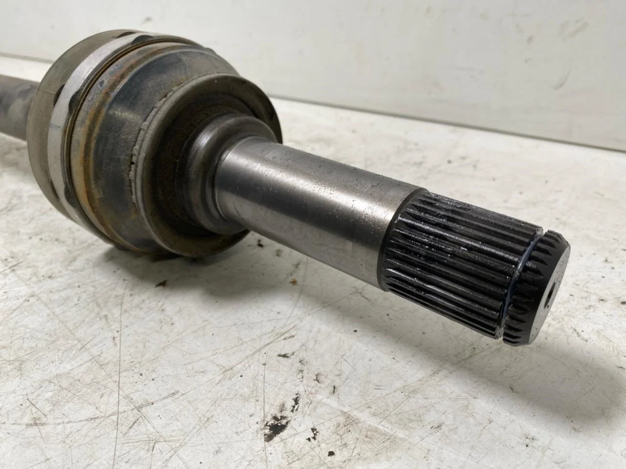 Audi E-TRON GT FW 2021- Rear right driveshaft view 2