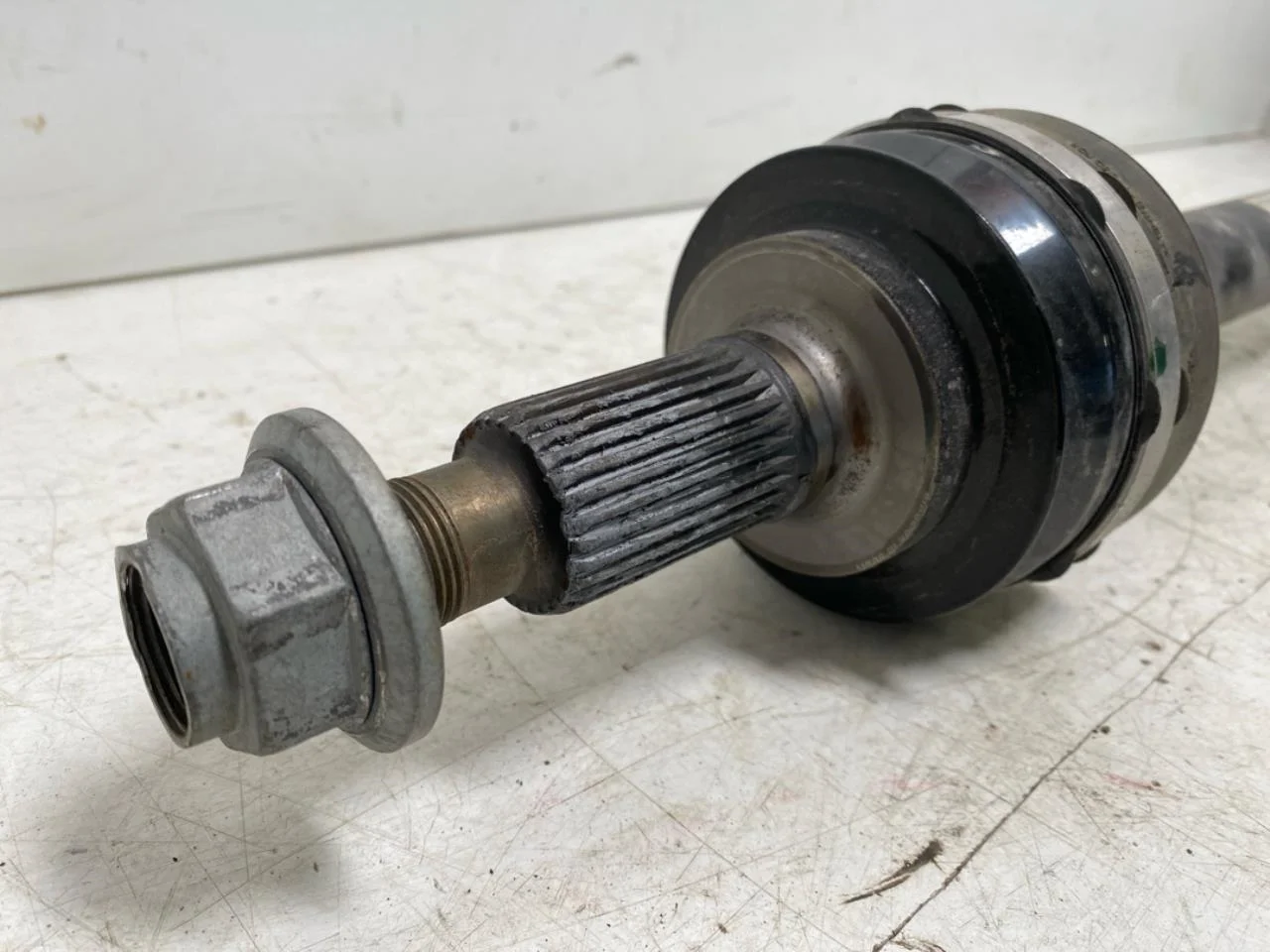 Audi E-TRON GT FW 2021- Rear right driveshaft view 3