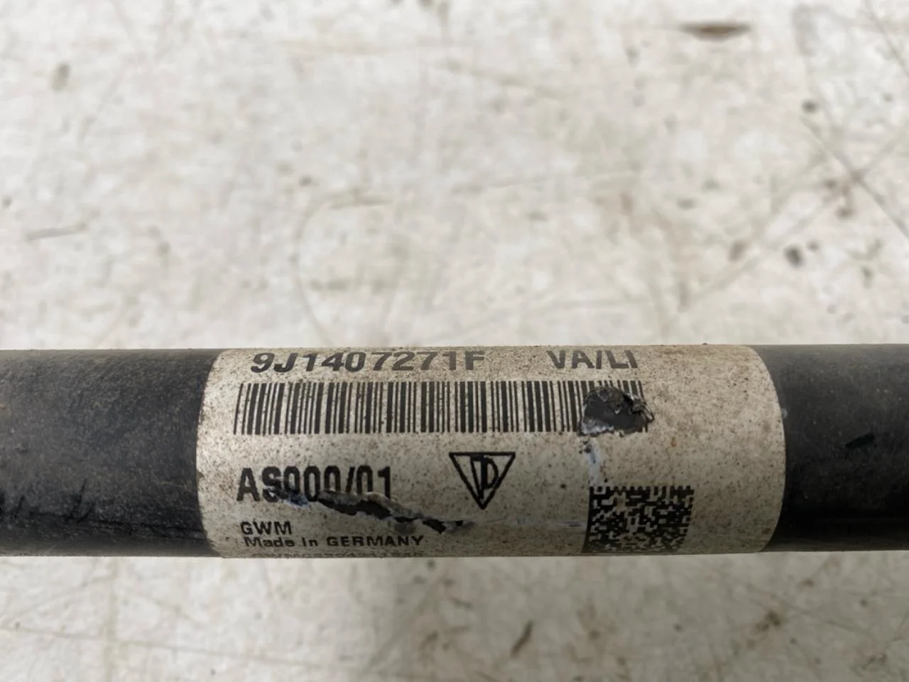 Audi E-TRON GT FW 2021- Front left driveshaft view 4
