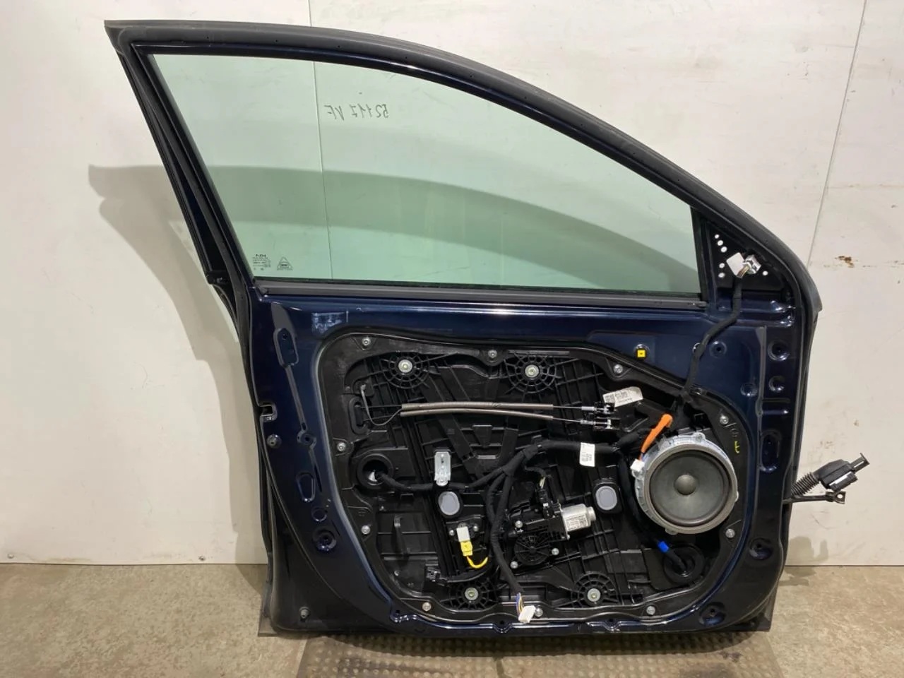 Kia NIRO SG2 2023- Ajtó, 4 ajtós, első, bal nézet 2