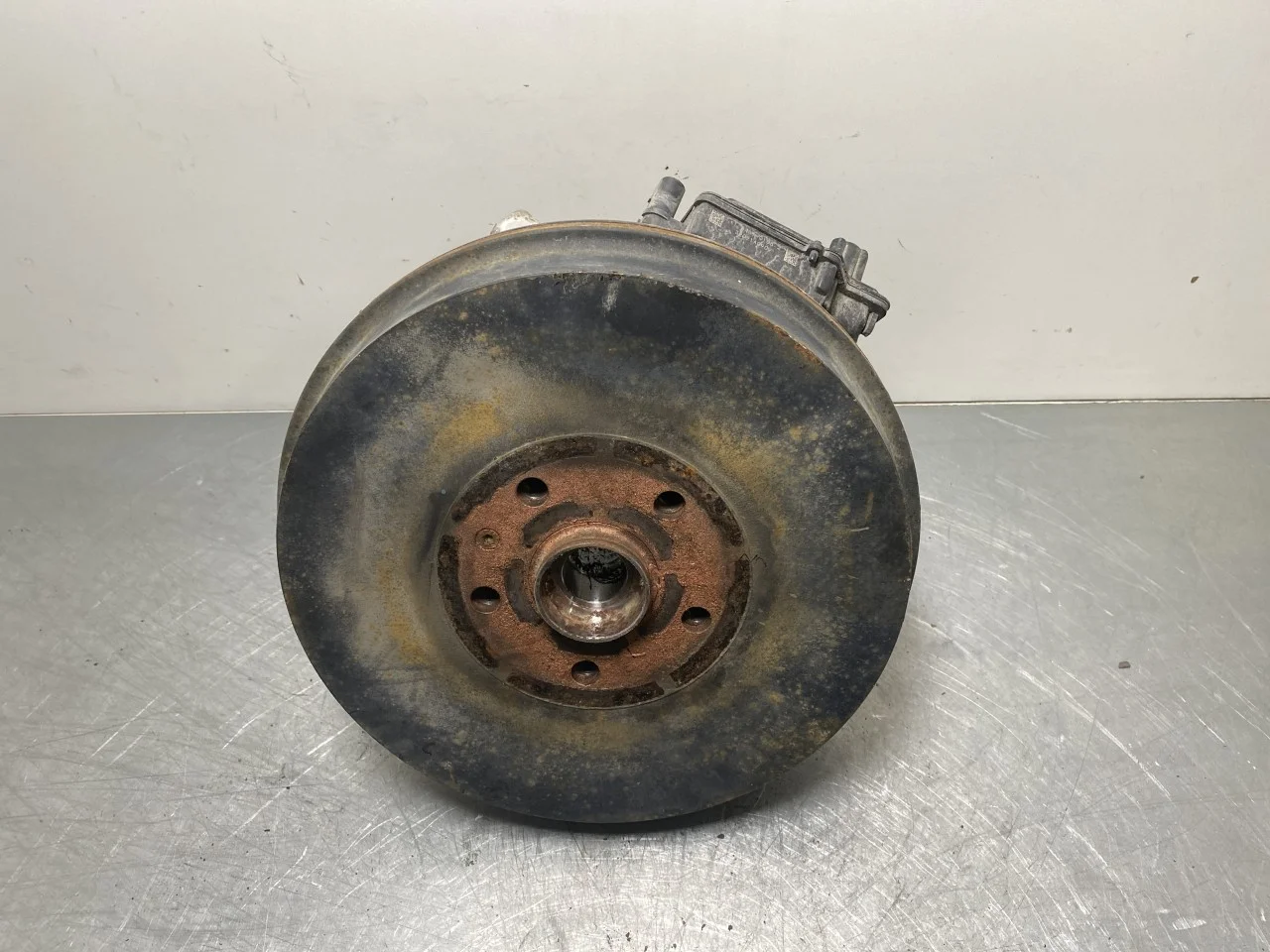 Volkswagen ID.4 2021- Csonkállvány, bal hátsó