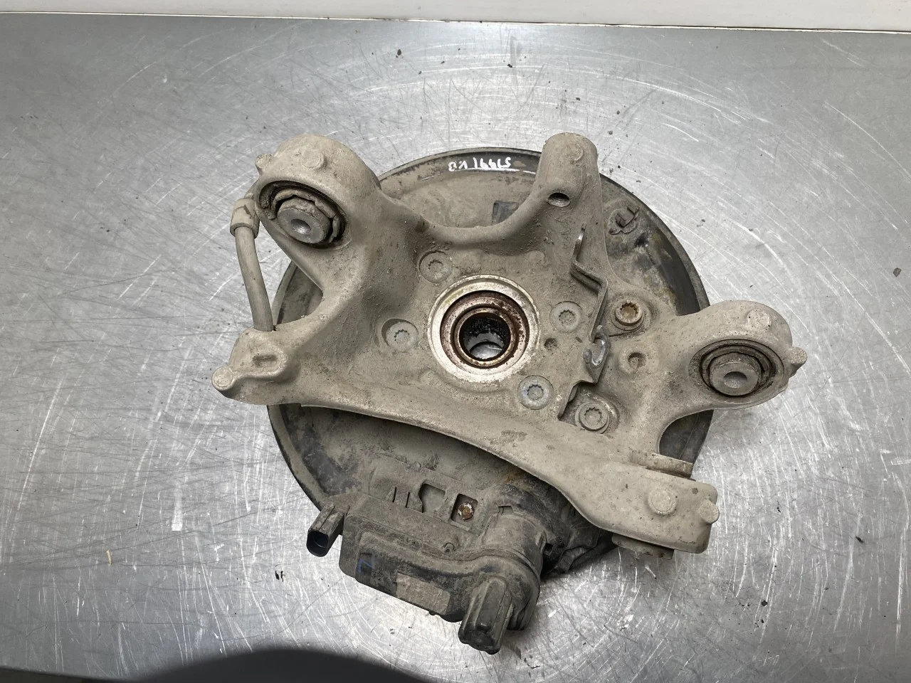 Volkswagen ID.4 2021- Csonkállvány, bal hátsó nézet 2