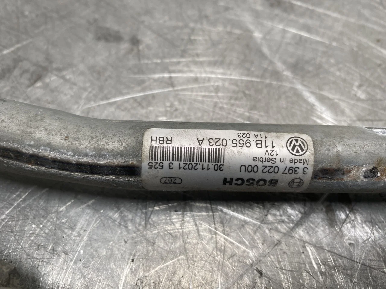 Volkswagen ID.4 2021- Windshield wiper linkage view 2