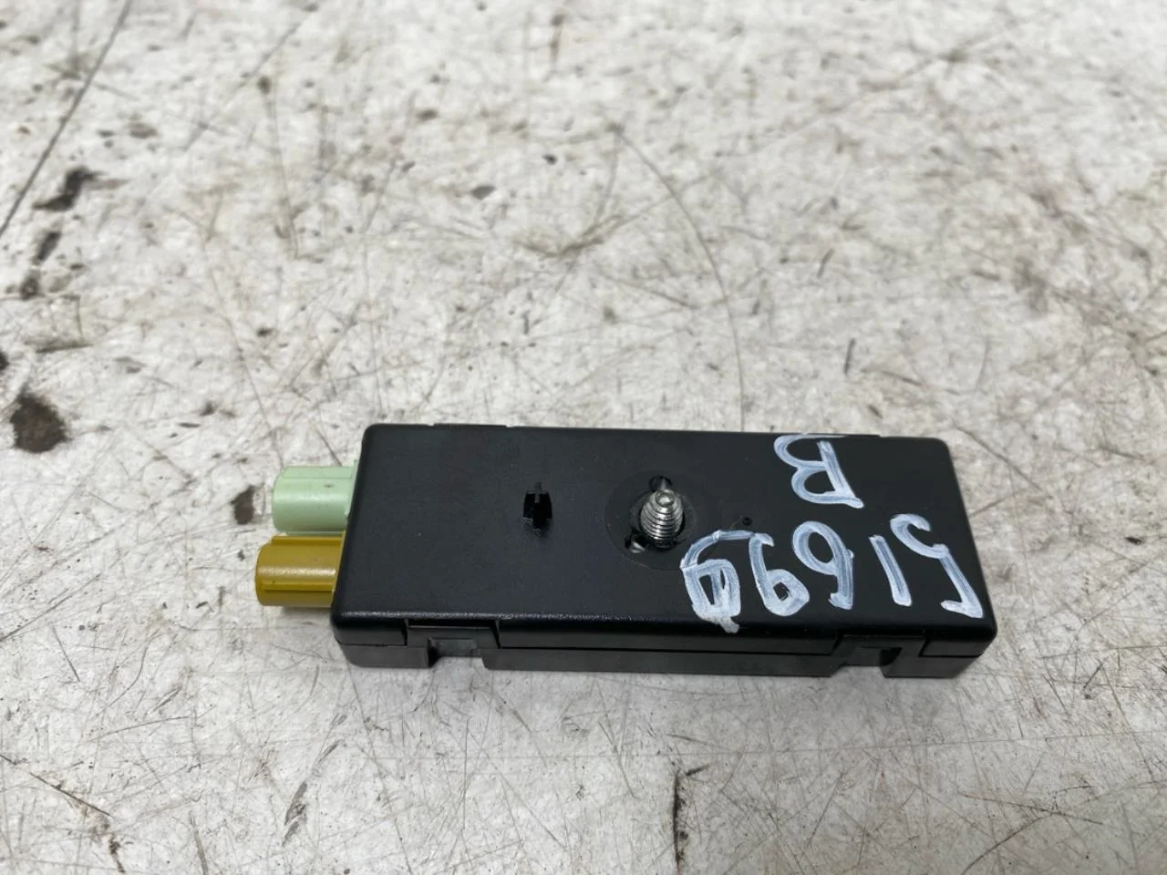 BMW I3 I01 2013-22 Antennaerősítő nézet 2