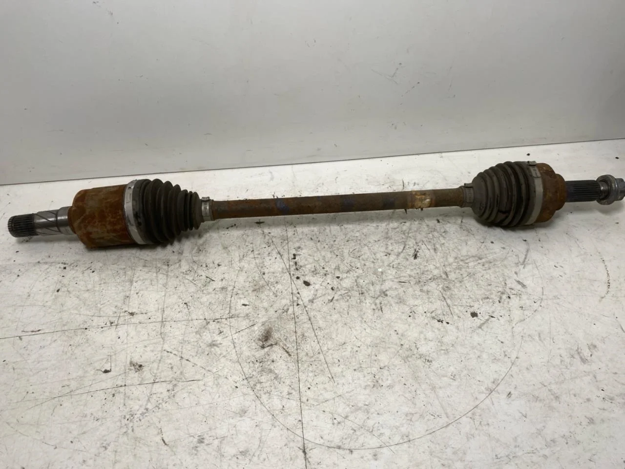 Tesla MODEL Y 2021- Rear left driveshaft