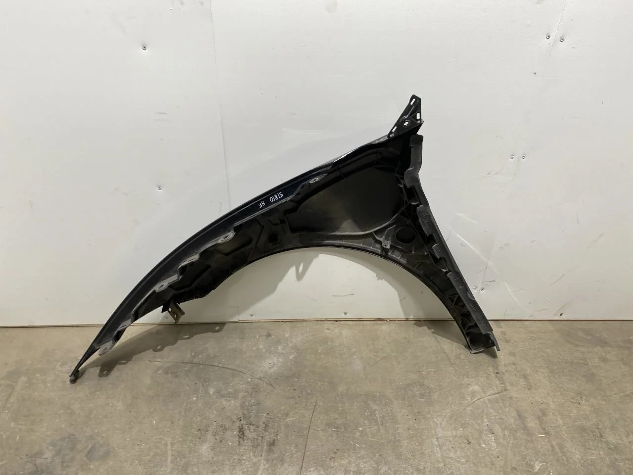 Jaguar I-PACE 2018- Front right fender view 3