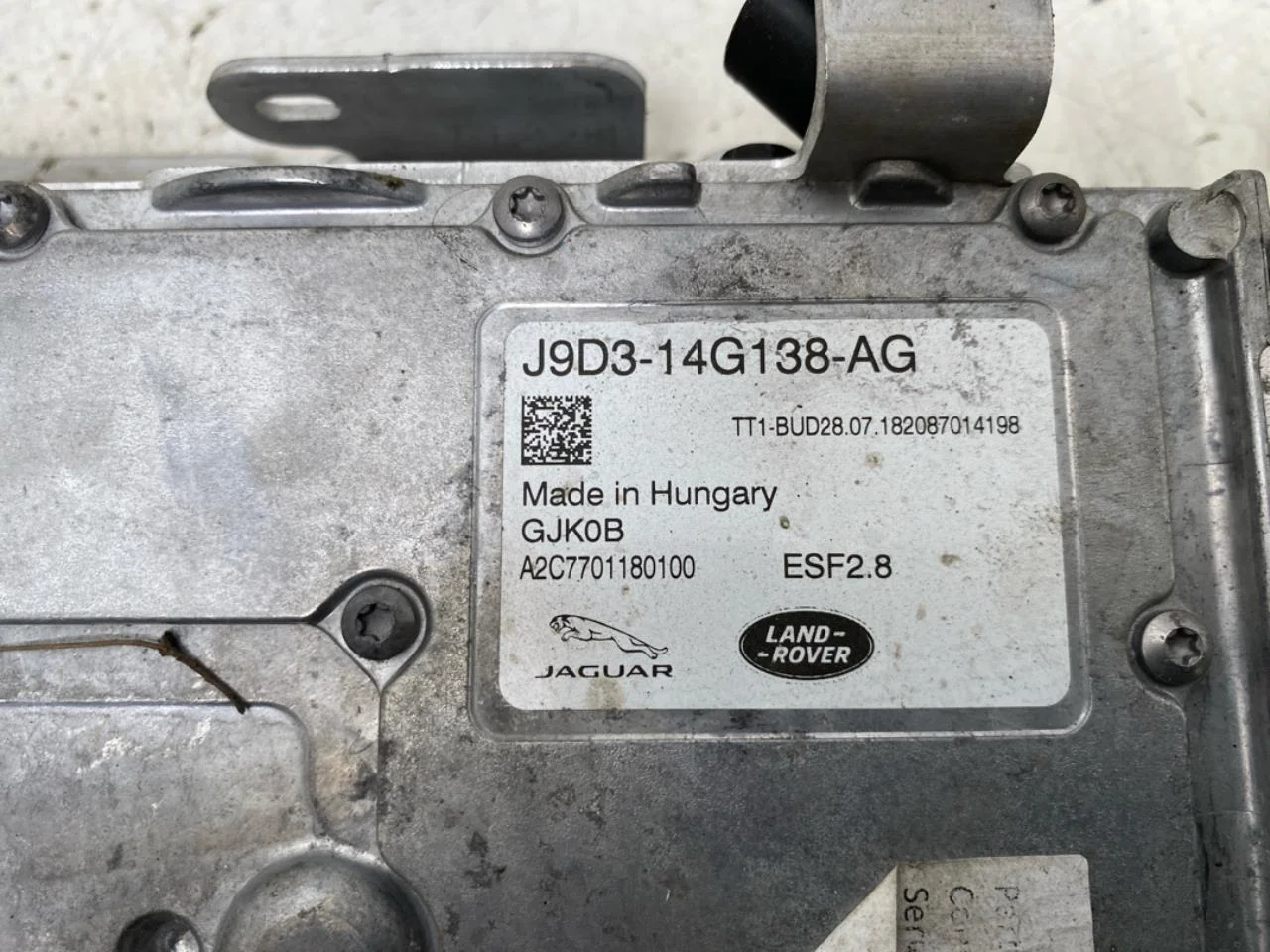 Jaguar I-PACE 2018- Inverter, 12-220V nézet 3