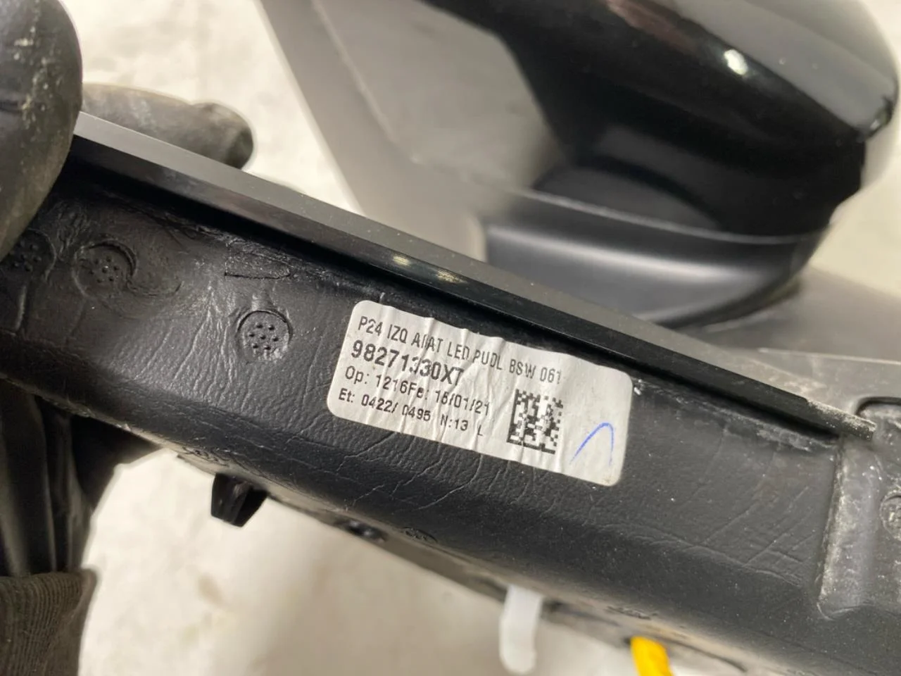 Peugeot 2008/E-2008 2020-> Tükör, bal, elektromosan állítható nézet 3