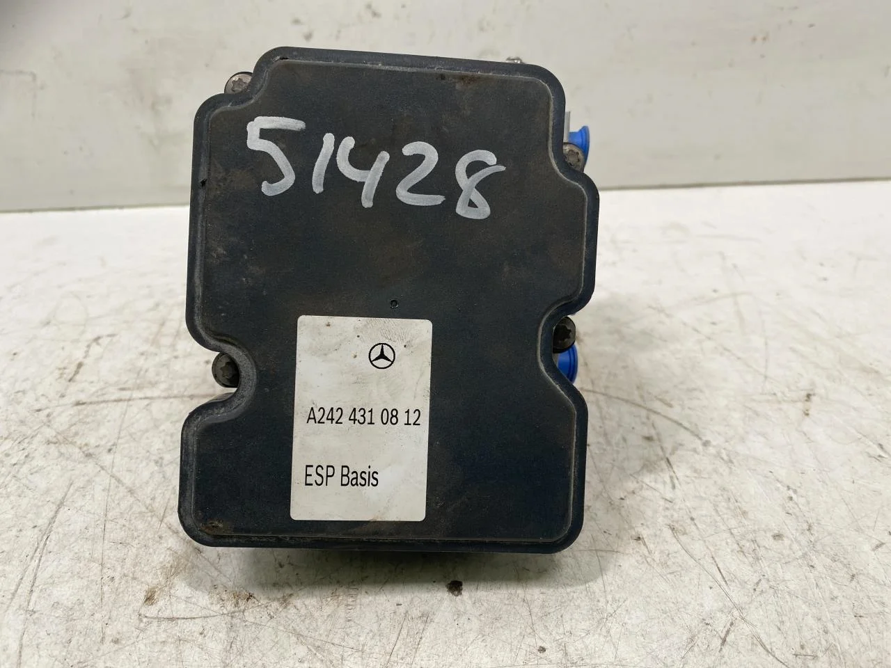 Mercedes B 180-200 W246/W242 2012-19 ABS hydraulic unit view 3