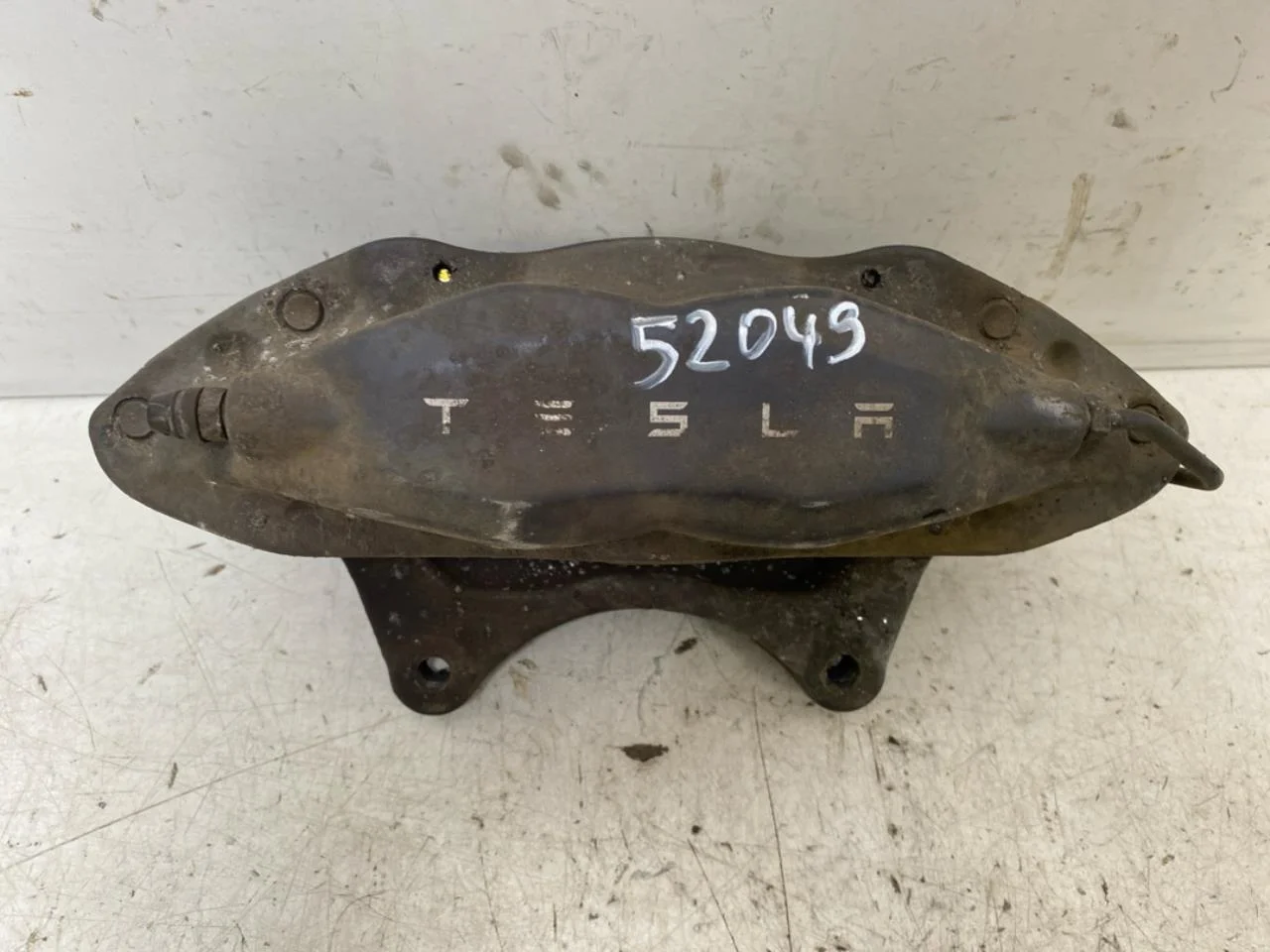 Tesla MODEL S 2013- Etrier frână față stânga