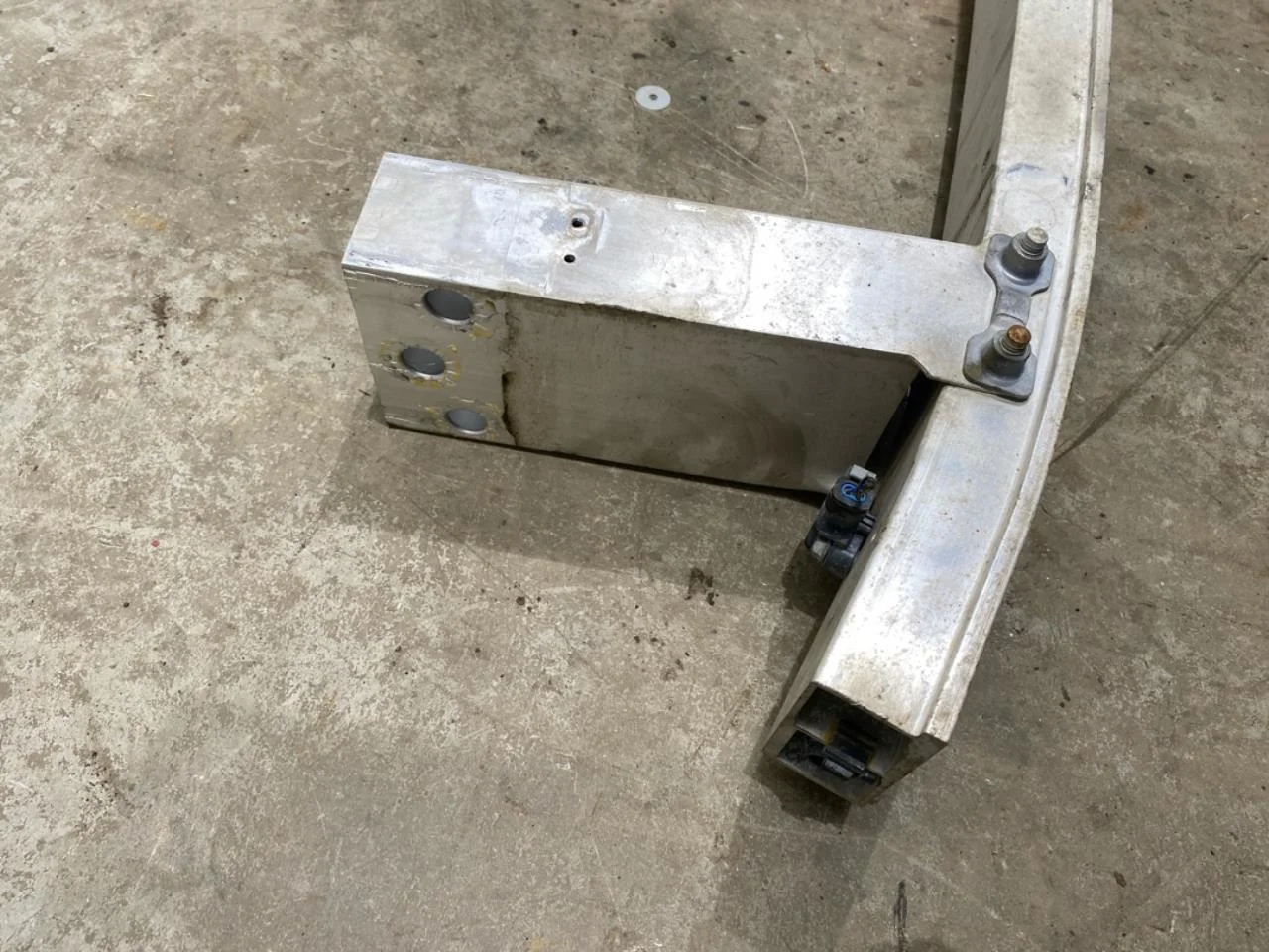 Mercedes B 180-200 W246/W242 2012-19 Bumper reinforcement beam, front view 4