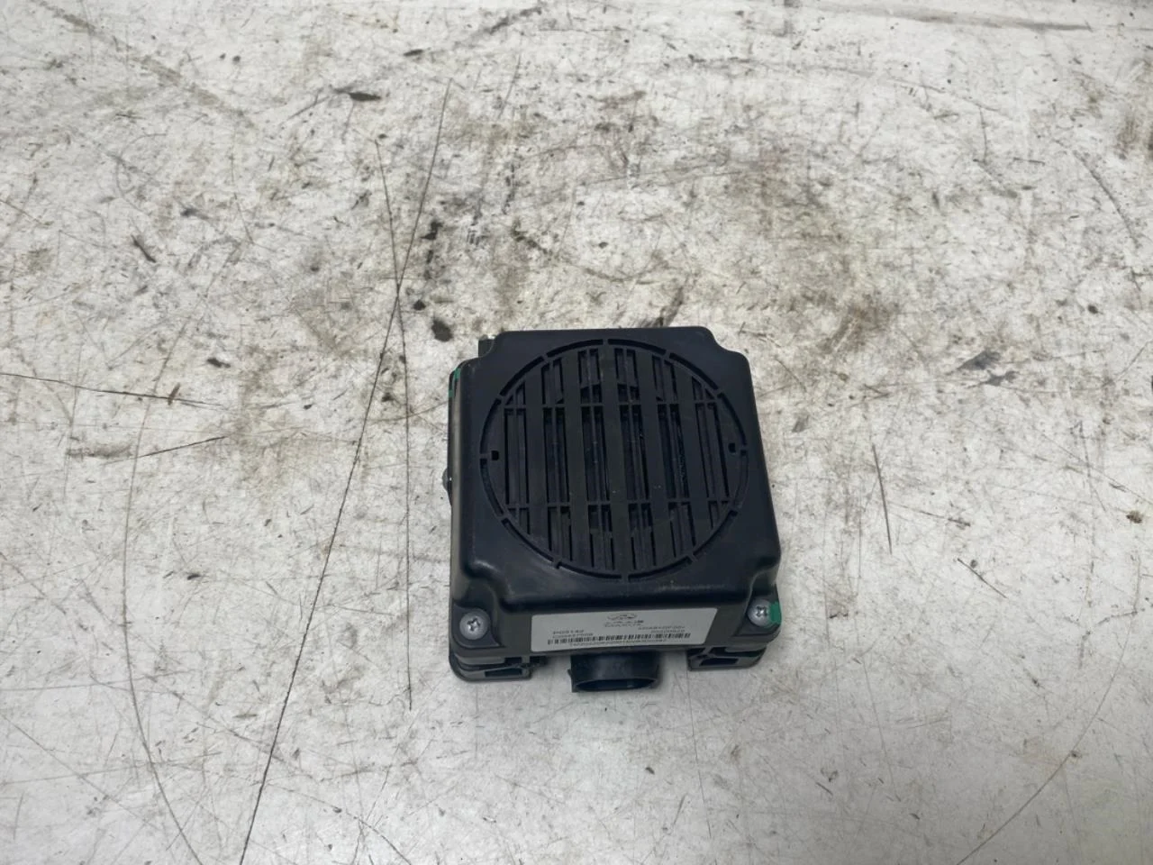 Maxus E-DELIVER9 2022- Difuzor sunet motor vedere 4