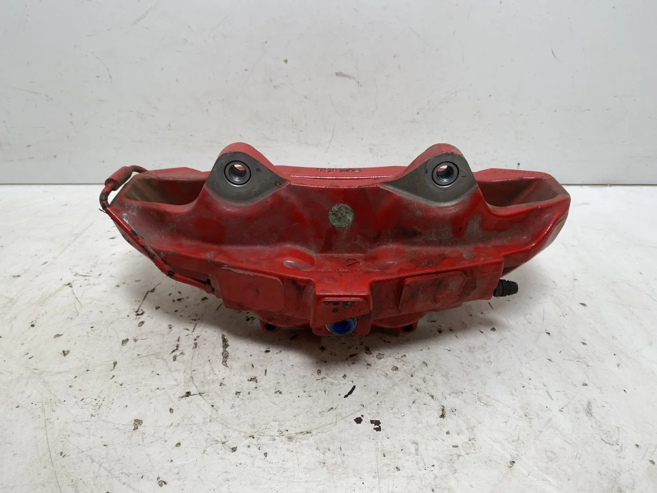 Ford MUSTANG MACH-E 2021- Front left brake caliper view 2