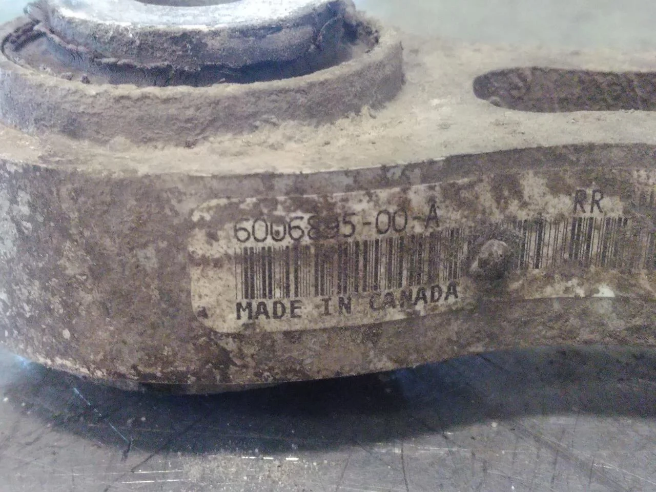 Tesla MODEL S 2013- Control arm, rear right view 3