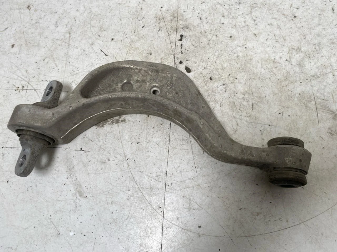 BMW IX 2022- Braț suspensie, stânga spate vedere 2
